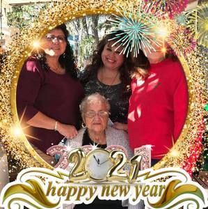 Meet your Posher, Adela